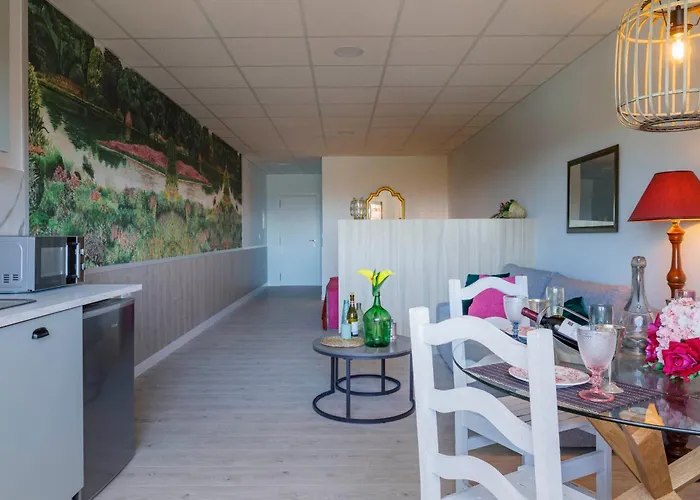 Luxury Singular Orange Apartmán