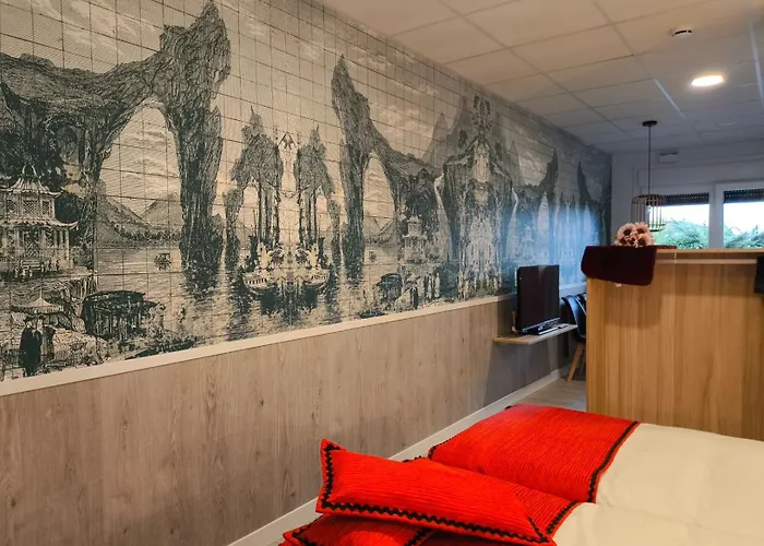 Luxury Singular Orange Σαντιάγο ντε Κομποστέλα